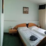 Guest house Konditorei Binder 3*
